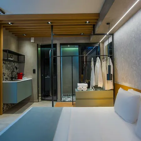 King's Blue, Urban Apartment *